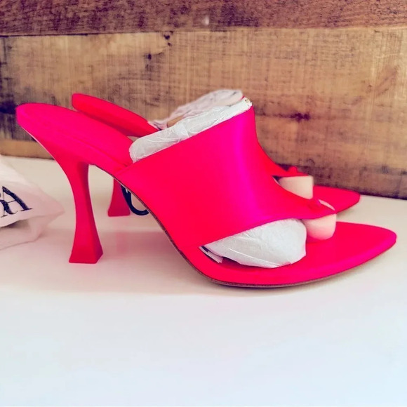 NWT Zara Satin Effect Neon Pink High Heel Sandals - Picture 4 of 9